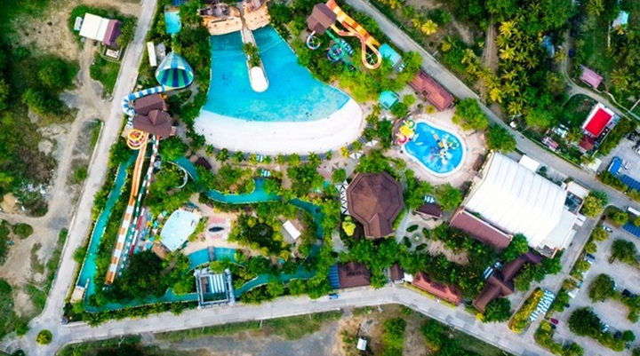 Seven Seas Waterpark and Resort