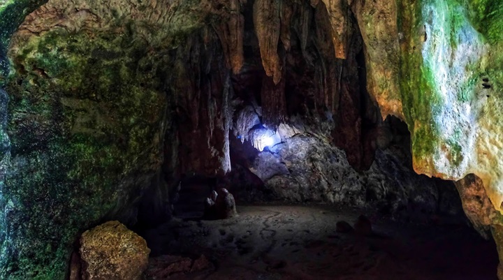 DSC_0045-02-01 Hoyop-Hoyopan Cave