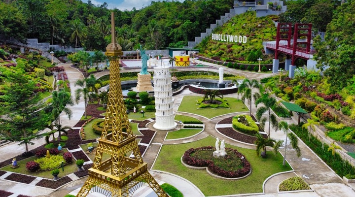 Sikatuna Mirror of the World