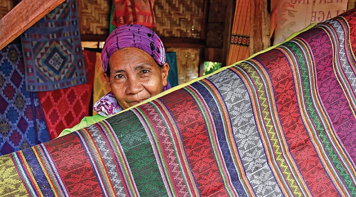 Yakan Weaving Village