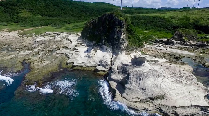 Rock Formation Kapurpurawan 4-min Kapurpurawan Rock Formation