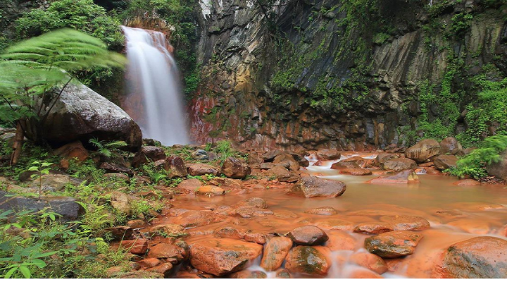 Pulangbato Falls