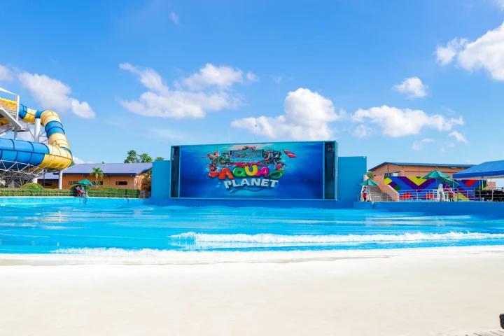 Aqua Planet