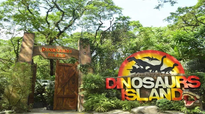 Experience the Prehistoric World of Dinosaur Island