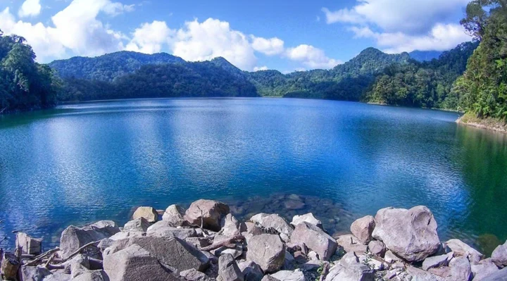 A Nature Getaway Like No Other at Lake Balinsasayao