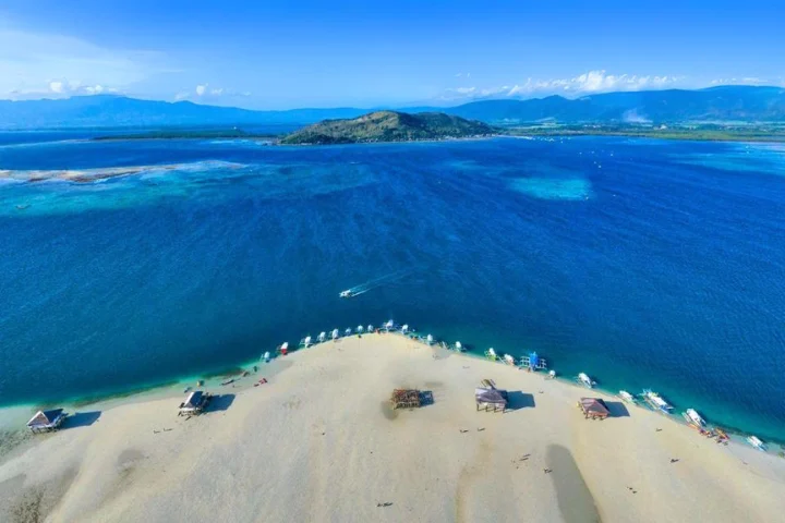 Manjuyod Sandbar