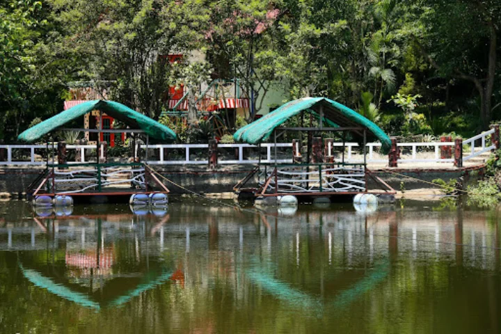 Paradise Ranch