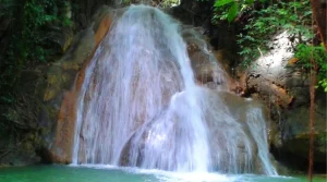 Exploring Caves and Waterfalls at Hacienda Maria
