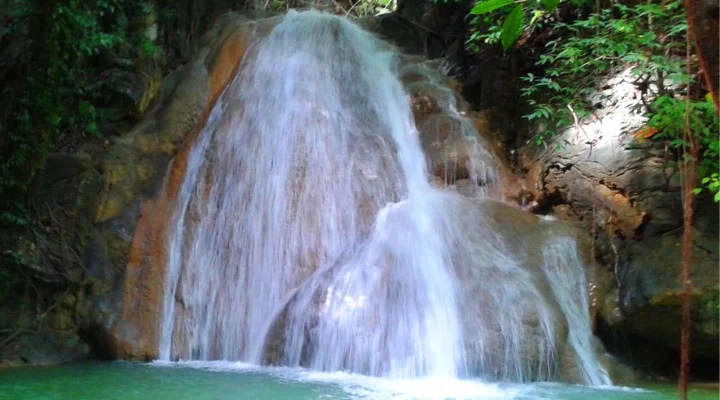 Exploring Caves and Waterfalls at Hacienda Maria