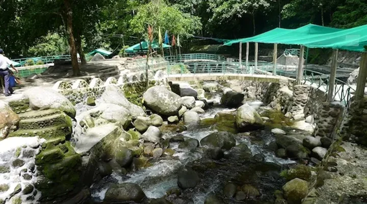 Panicuason Hot Springs Resort
